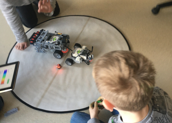 Mezigenerační velikonoční tvoření v Tékáčku