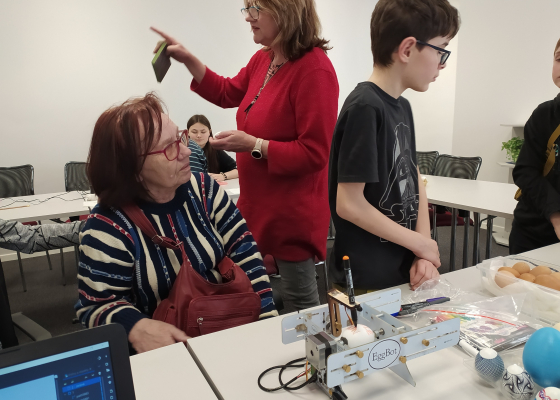 Mezigenerační velikonoční tvoření v Tékáčku